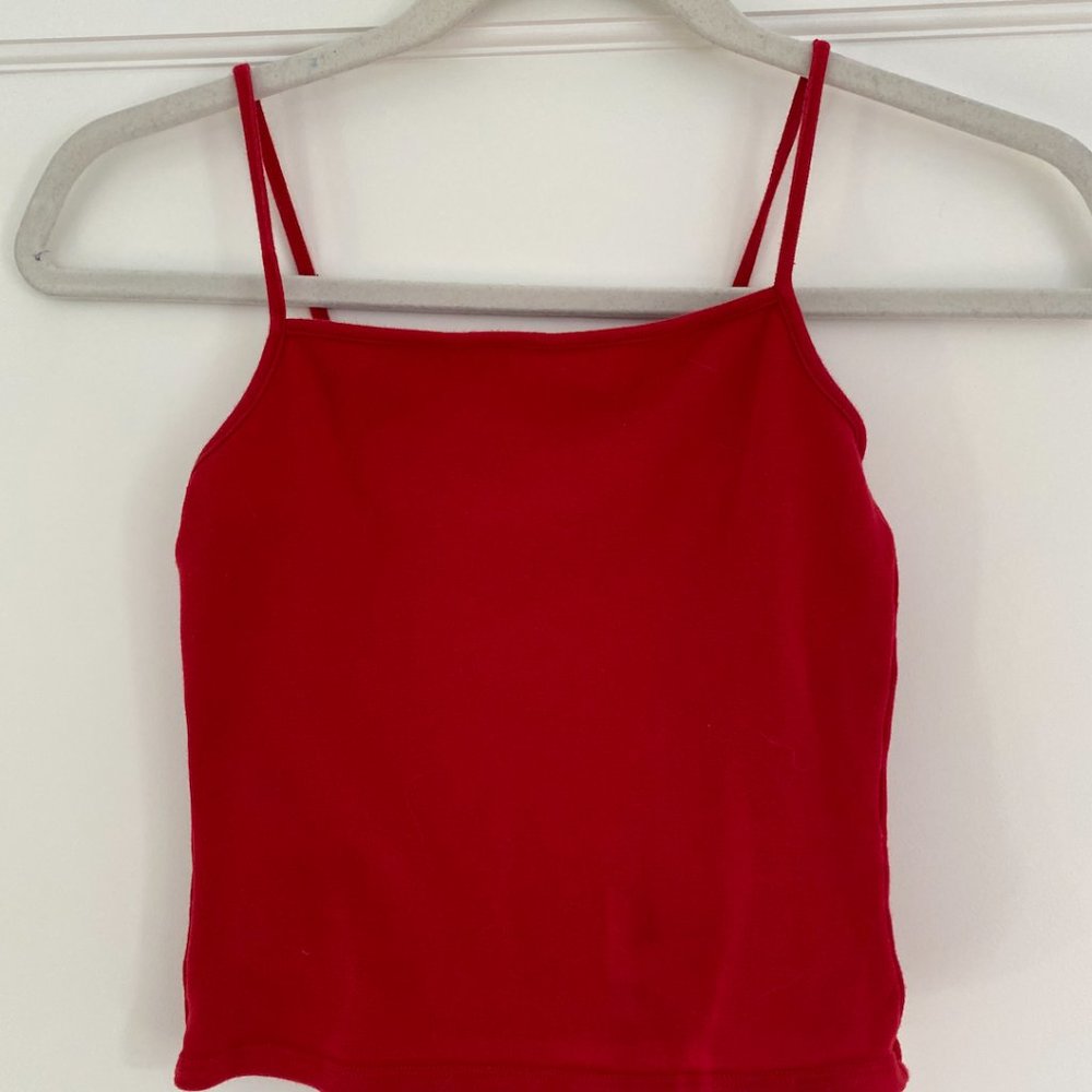 Garage - Basic red tank